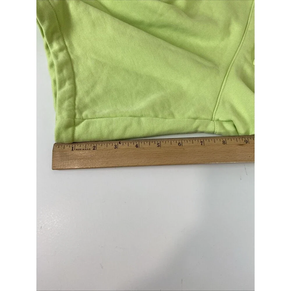 Nike NSW Sportswear Essentials+ French Terry shorts embroidered Neon Green XXL